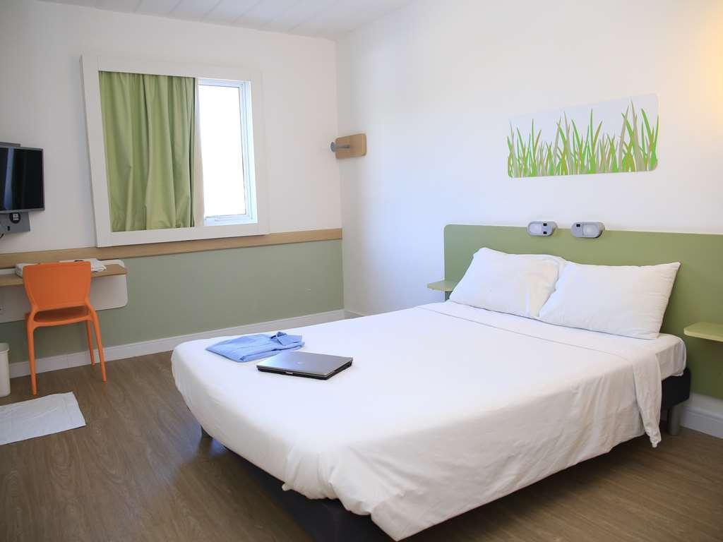 Ibis Budget Piracicaba Buitenkant foto