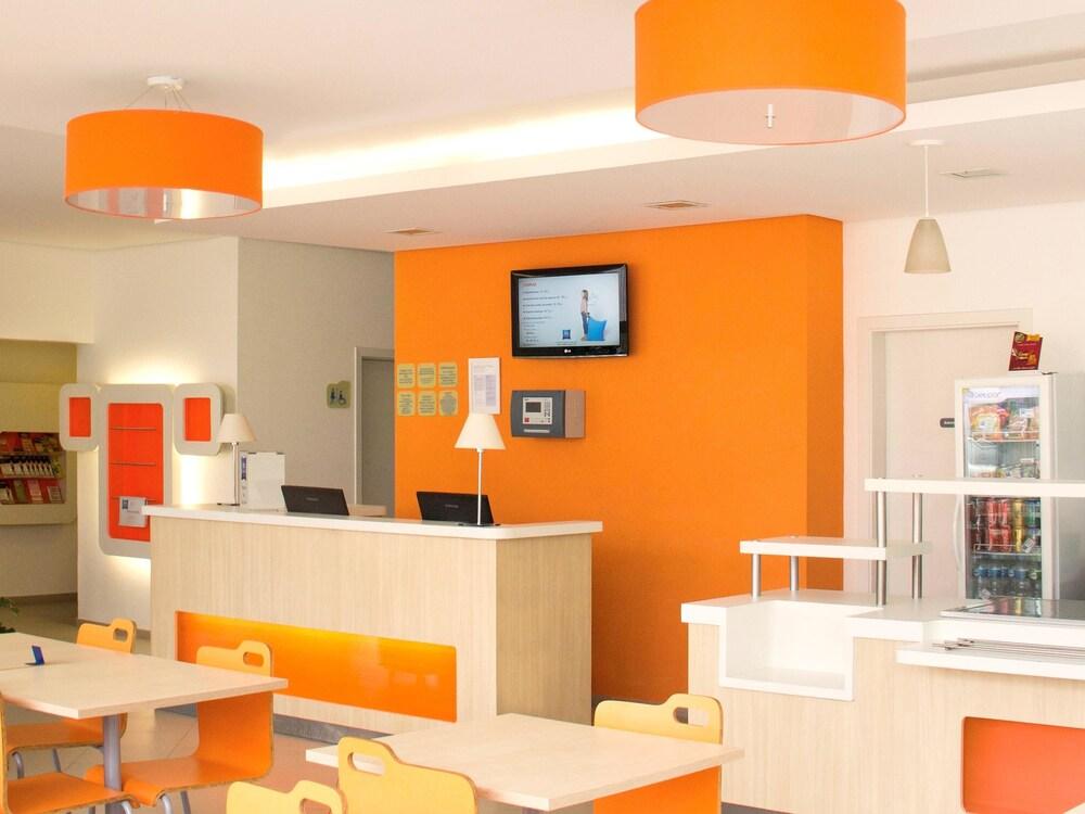 Ibis Budget Piracicaba Buitenkant foto